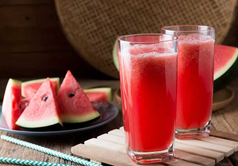 watermelon juice summer drinks to make at home, summer drinks for kids